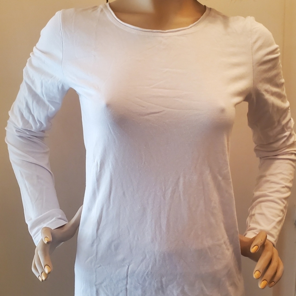 Classic White Long Sleeve Top Alo CoolFit.